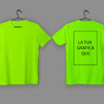 MOCKUP-T-SHIRT-VERDE-STAMPA-DIRETTA-retro